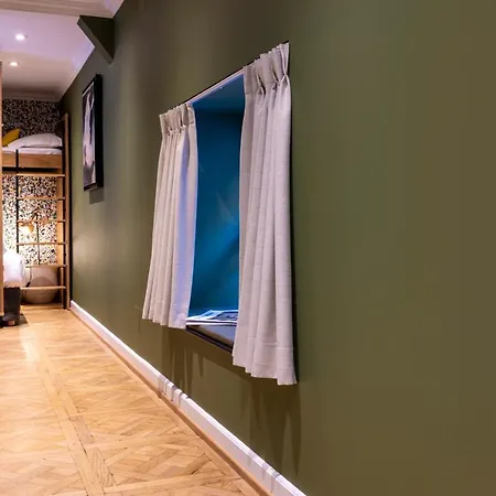 Hotel Le Colombier- Service Disponible