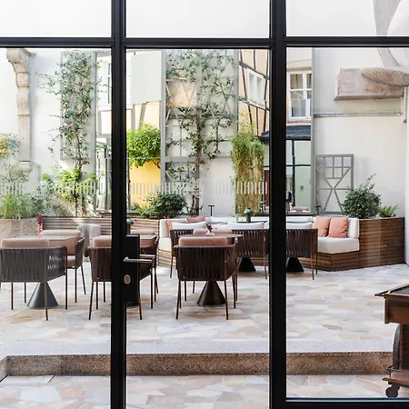 Hotell Le Colombier 4*