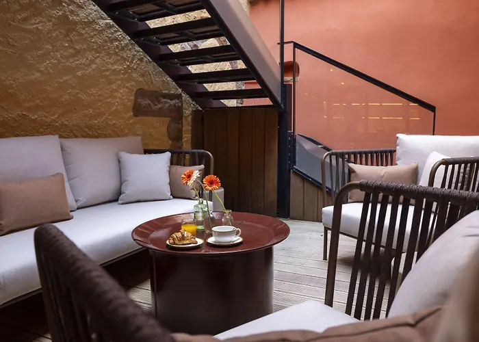 Le Colombier Otel Colmar